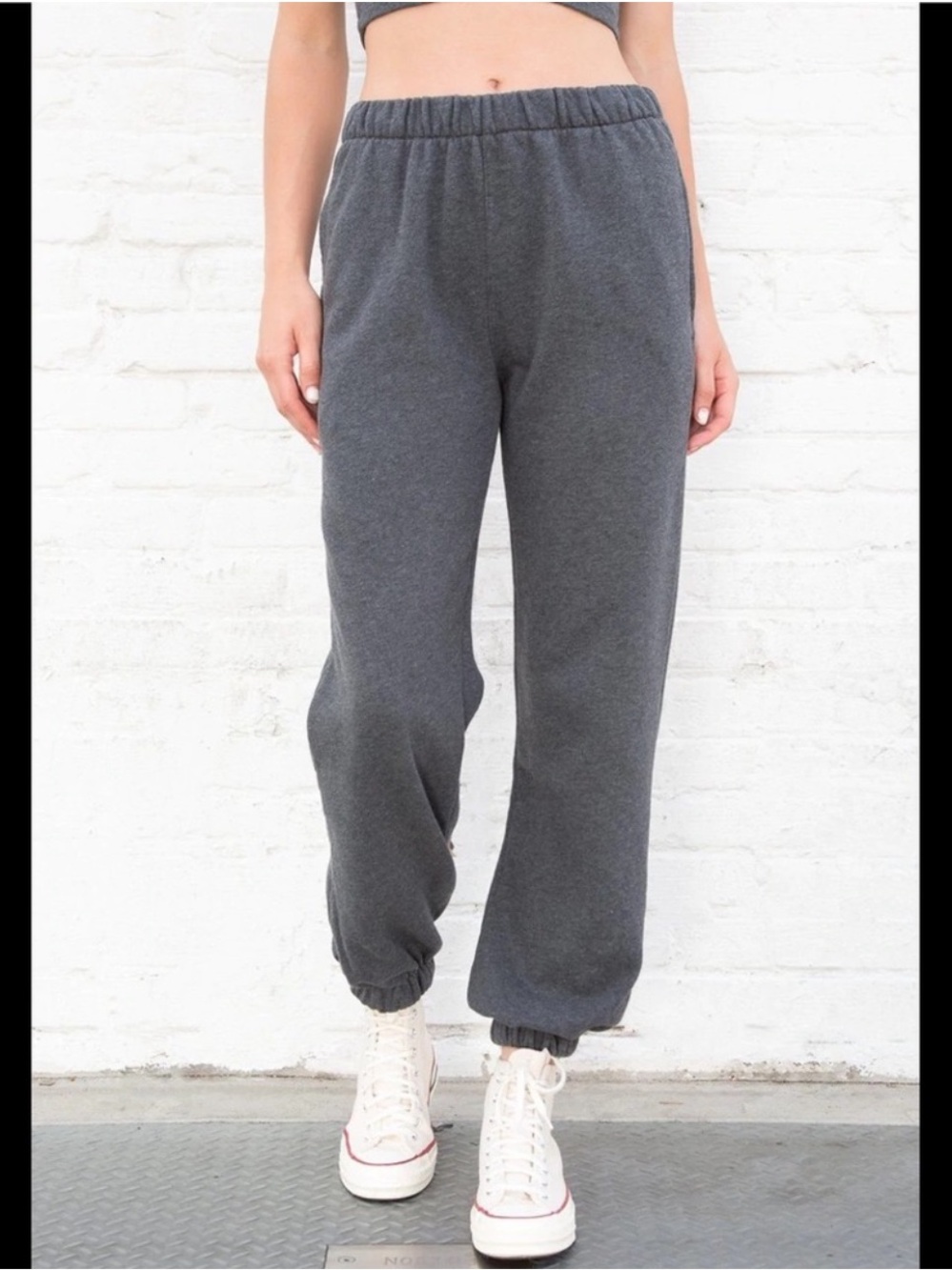 Brandy Melville Rosa Sweatpants